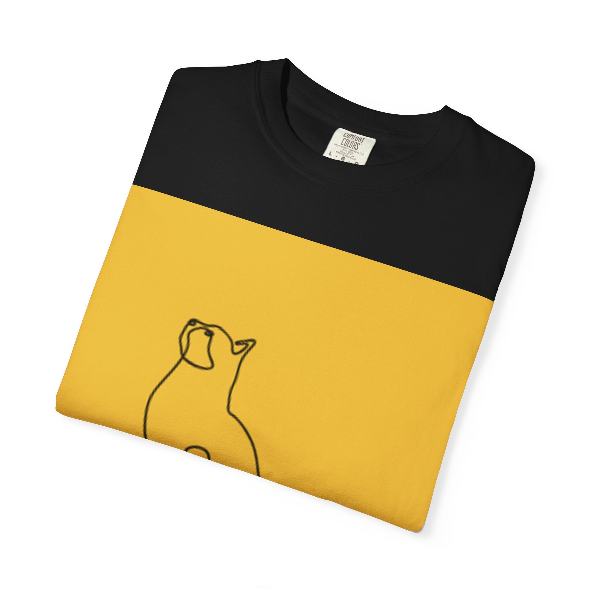 Minimalist Cat Line Art Unisex T-shirt - Perfect Gift for Animal Lovers